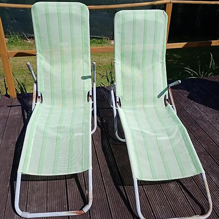 Holiday home Letniskowy W Nadolu Nad Jeziorem Zarnowieckim *