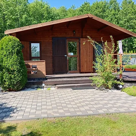 Letniskowy W Nadolu Nad Jeziorem Zarnowieckim Nadole (Pomerania)