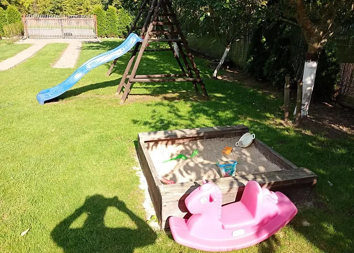 Feriehus Letniskowy W Nadolu Nad Jeziorem Zarnowieckim Nadole (Pomerania)