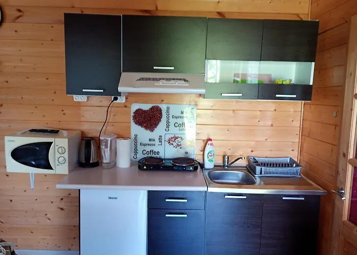 Feriehus Letniskowy W Nadolu Nad Jeziorem Zarnowieckim