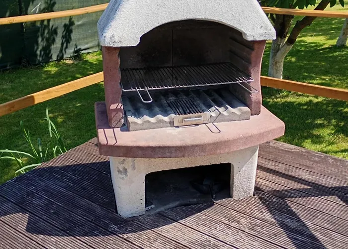 Feriehus Letniskowy W Nadolu Nad Jeziorem Zarnowieckim Nadole (Pomerania)