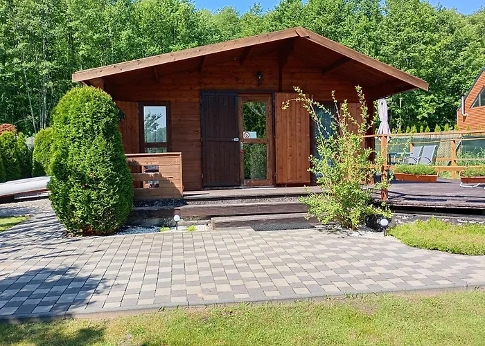 Letniskowy W Nadolu Nad Jeziorem Zarnowieckim Nadole (Pomerania)